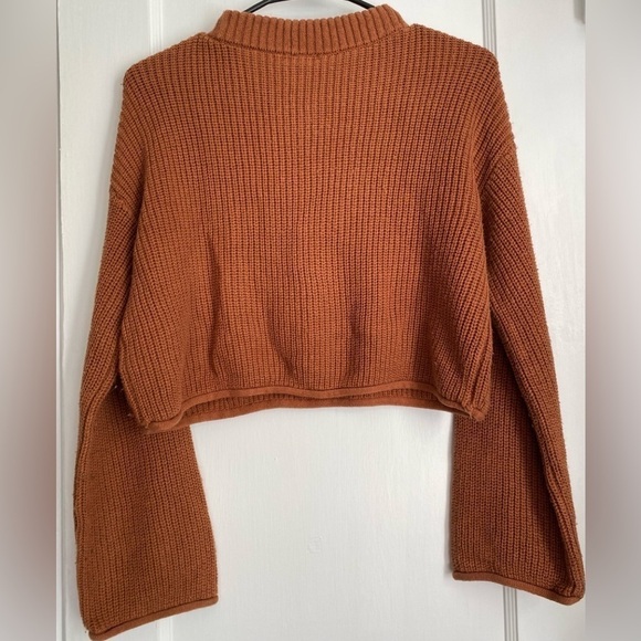 Wild Fable Scoop-neck Pullover Cropped Boxy Sweater Size: Medium - Picture 2 of 5